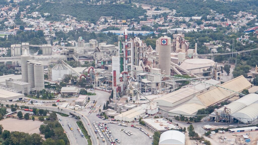 La Cruz Azul se ve en la necesidad de suspender salarios de la planta secuestrada en Hidalgo