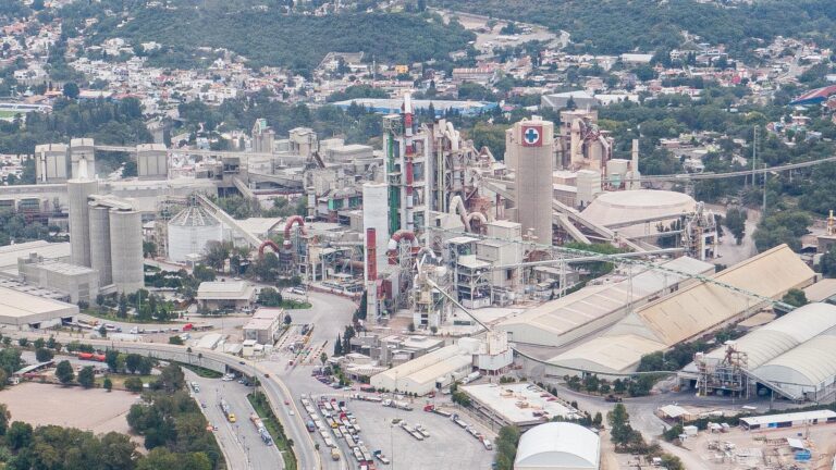 La Cruz Azul se ve en la necesidad de suspender salarios de la planta secuestrada en Hidalgo