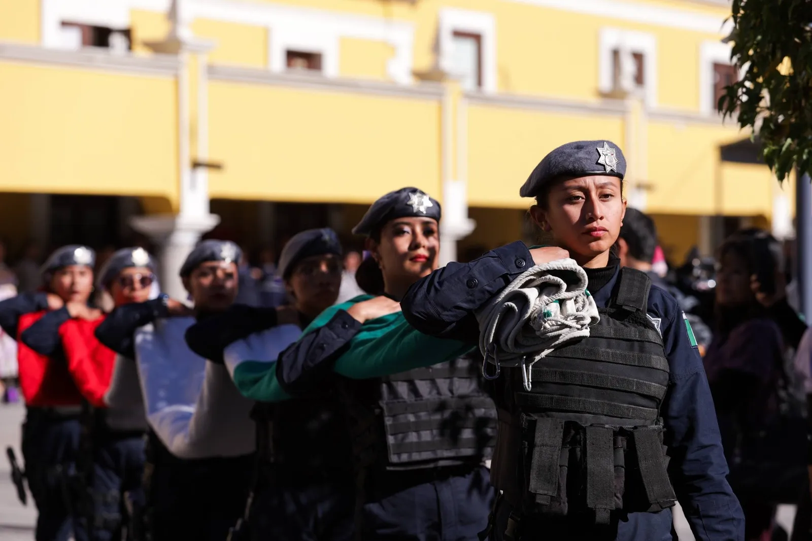Destaca Lupita Cuautle avances y estrategias a favor de las mujeres, en ceremonia cívica