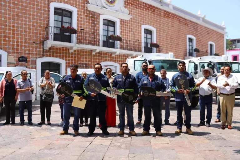 Camiones recolectores nuevos para Atlixco: Ariadna Ayala fortalece los servicios públicos