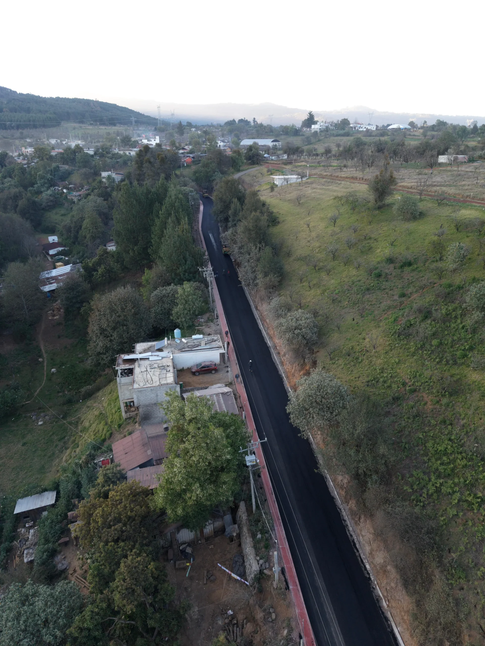 Rehabilitaciones del camino a Tlatempa y la Jicolapa- Hueyapan, quedarán listas en unos días