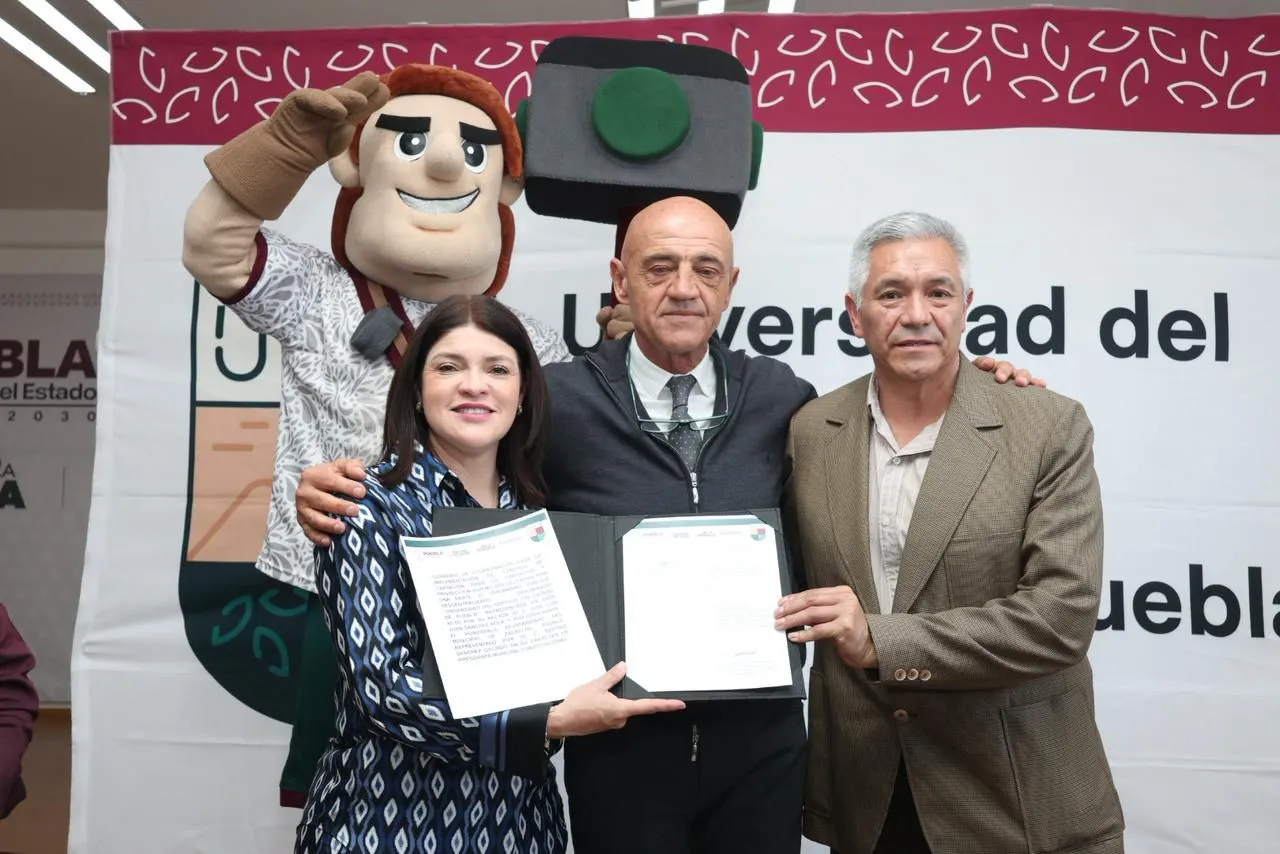 Ayuntamiento de Zacatlán firma convenio con Universidad del Deporte: van por los talentos
