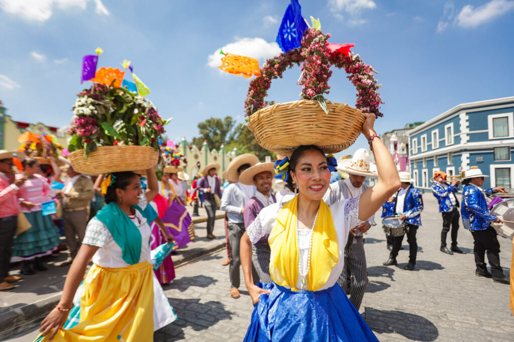 Invitan Turismo y Atlixco al Festival Huey Atlixcáyotl