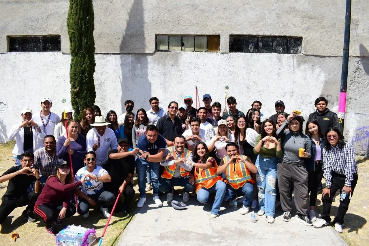 Jóvenes poblanos se suma a la Jornada Nacional de Tequios