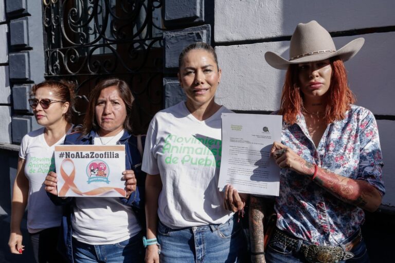 Puebla-Zoofilia-Congreso de Puebla-Activistas