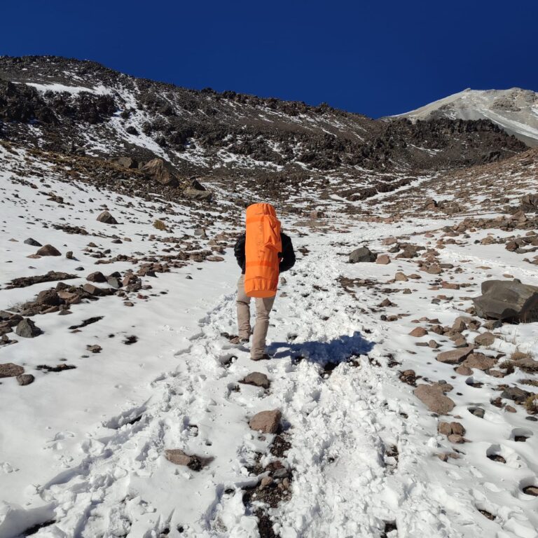 6_En_sinergia,_gobierno_estatal_localiza_a_alpinista_desaparecido_en_Pico_de_Orizaba