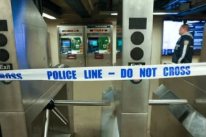 estacion-acordonada-del-metro-de-nueva-york-por-tiroteo-en-el-que-murio-un-mexicano