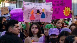 MArcha-8m-Puebla-Fenistas-Feminicidios