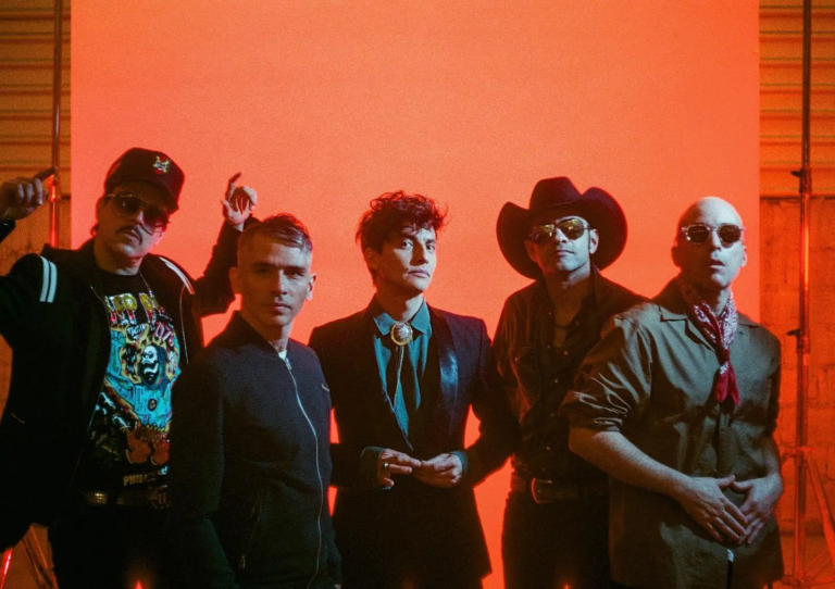 kinky-cover-el-paso-del-gigante