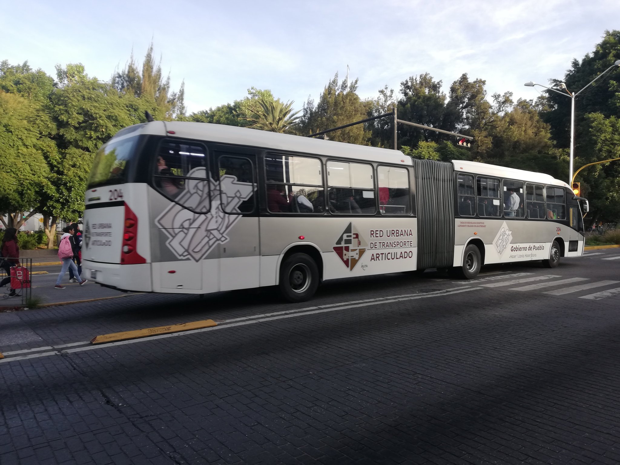 Alejandro-Armenta-Puebla-RUTA-cablebus