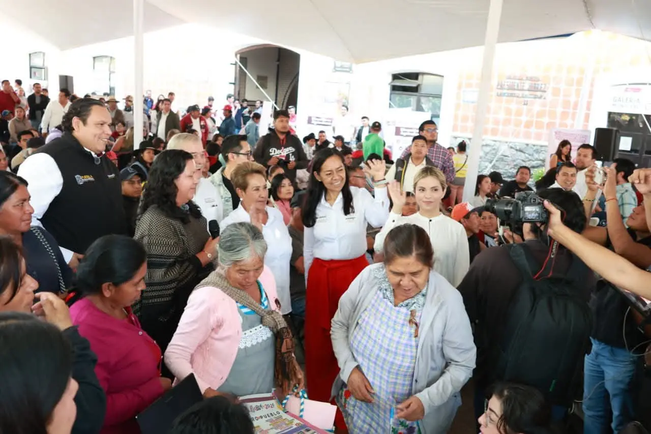 ATLIXCO RECIBE LA JORNADA “POR AMOR A PUEBLA”; ARIADNA AYALA DESTACA ATENCIÓN DIRECTA A LA POBLACIÓN