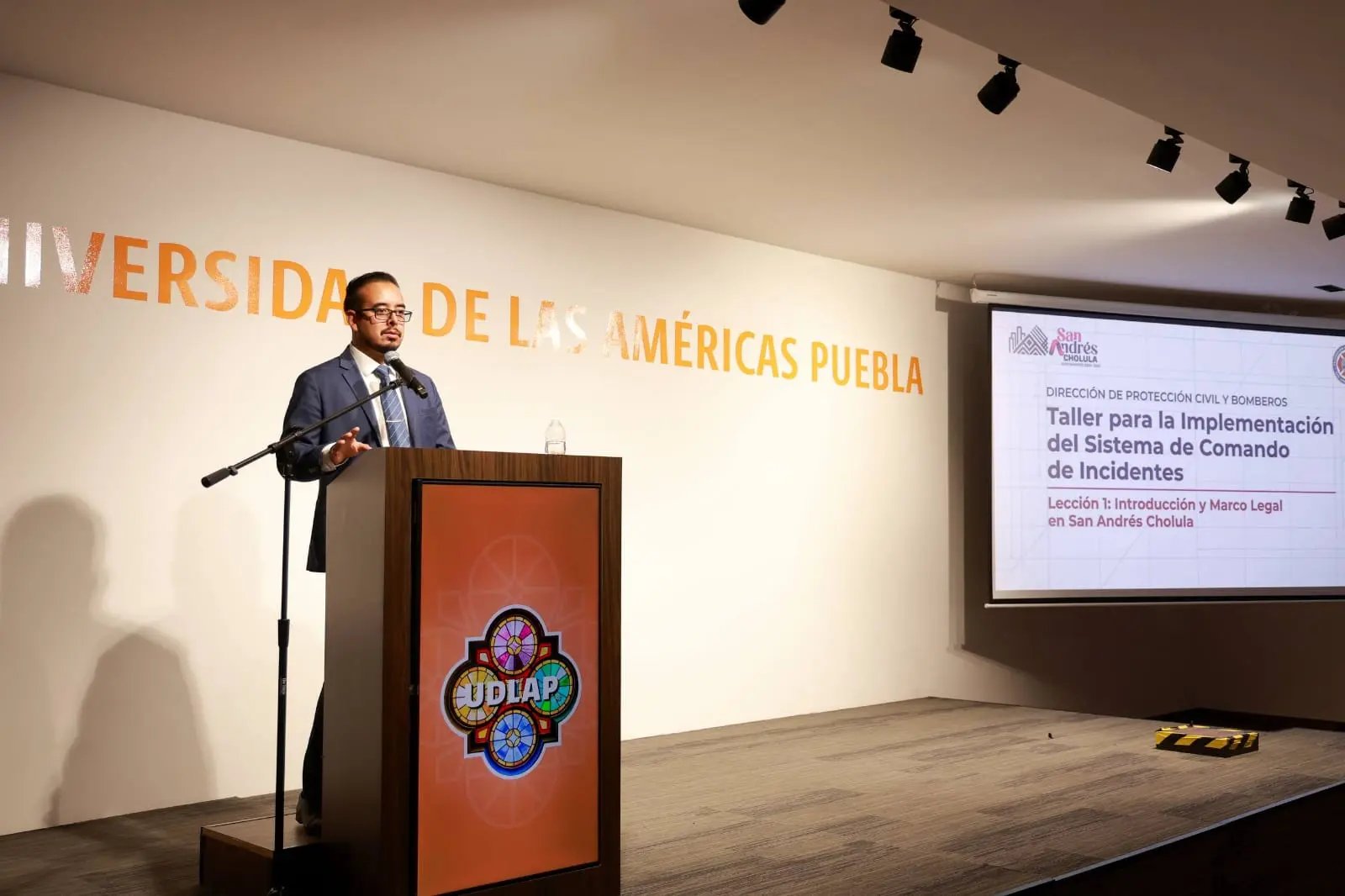 Lupita Cuautle impulsa coordinación interinstitucional con taller especializado en manejo de emergencias