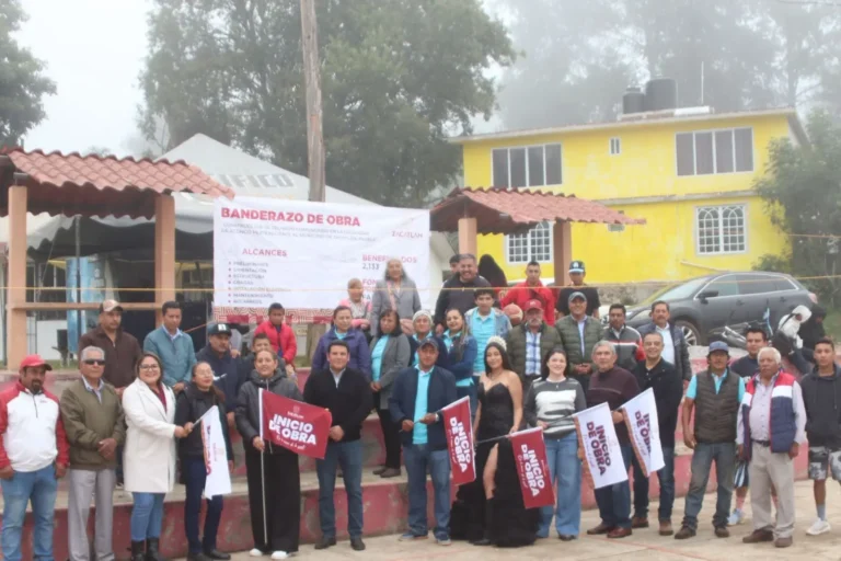 Ayuntamiento de Zacatlán inicia construcción de techado comunitario en Atzingo