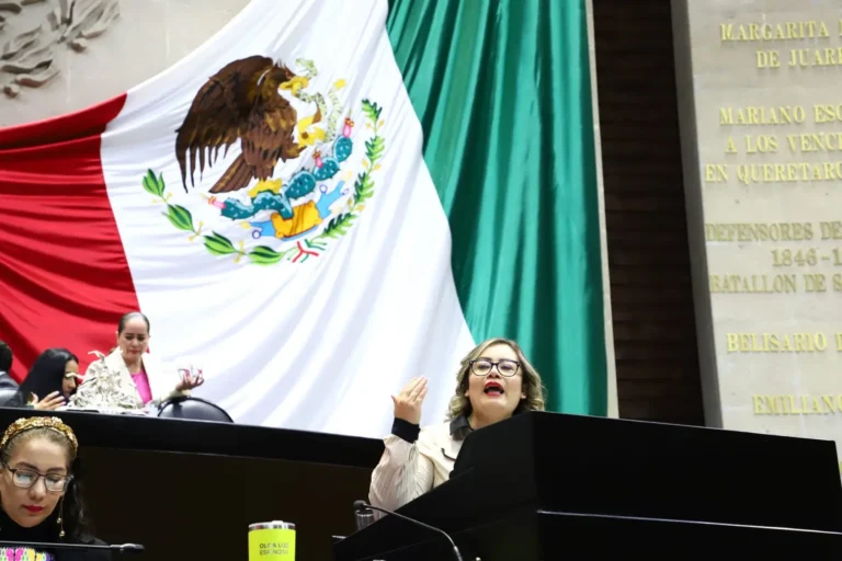 Julieta Vences presenta iniciativa para prevenir y erradicar la violencia contra las mujeres indígenas