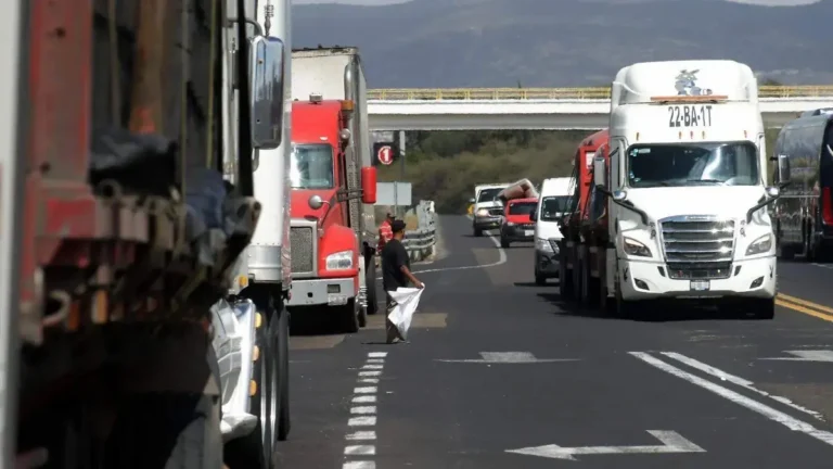 Robo de autotransporte cae en la México-Puebla: estas son las cifras