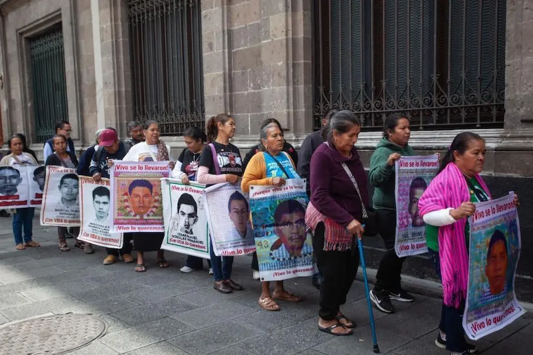 Padres de los 43 desaparecidos siguen esperando justicia a 12 años
