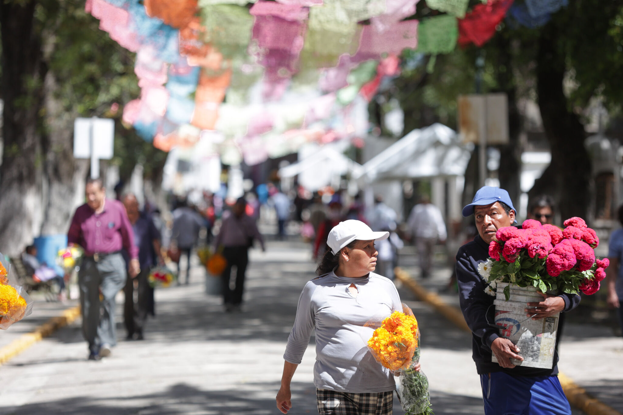 Extienden horario de visita en panteón de Cuautlancingo por Temporada de Muertos