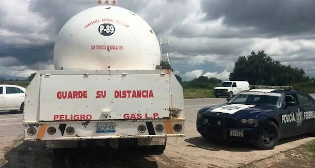 Asegura SSP 27 mil 900 litros de gas LP; detienen a dos hombres