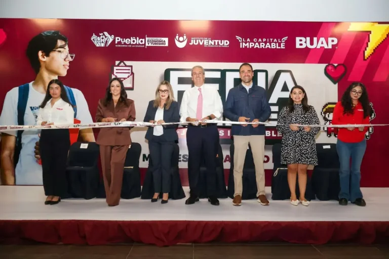 Acerca Pepe Chedraui a jóvenes a opciones de empleo formal en coordinación con la BUAP
