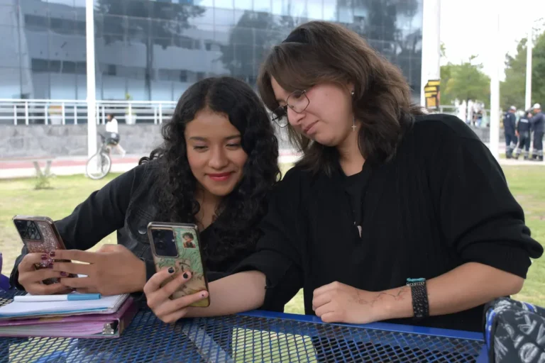 Analizan en la BUAP el uso e impacto de las redes sociales