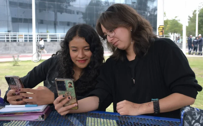 Analizan en la BUAP el uso e impacto de las redes sociales
