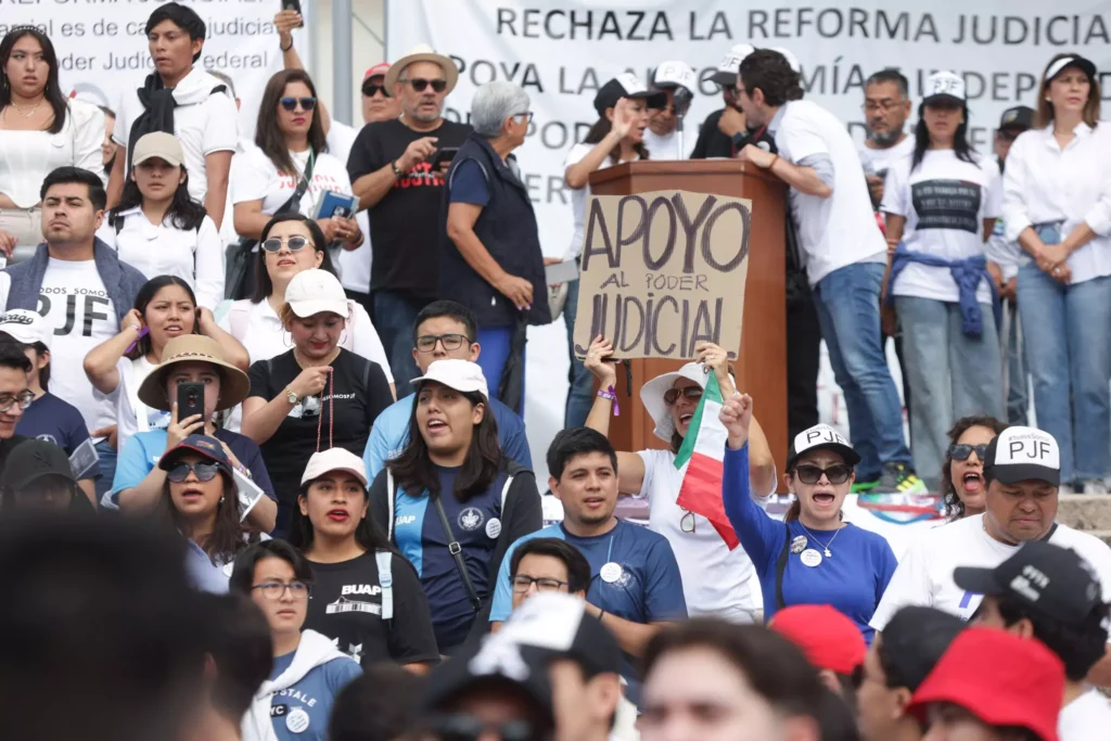 Poder-Judicial-de-la-federación-puebla-manifestación-estudiantes