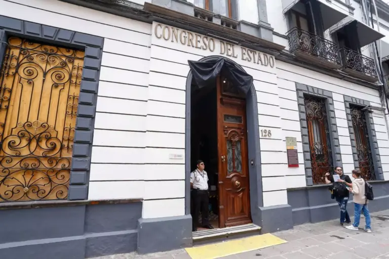Puebla-congreso-de-puebla-carlos-navarro-corro-psi-fallece