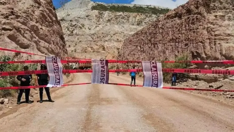 clausuran-cementera-puebla-tecamachalco-