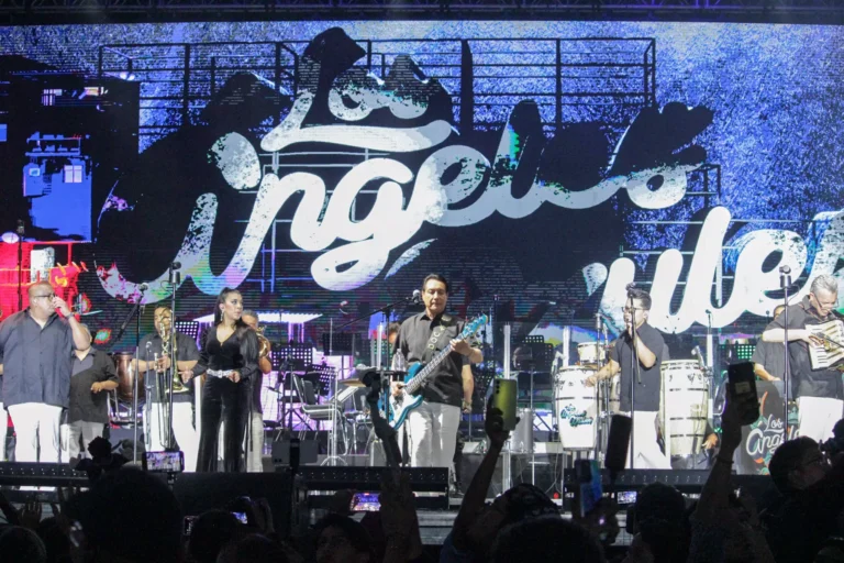 Baila Feria de Puebla con los Ángeles Azules