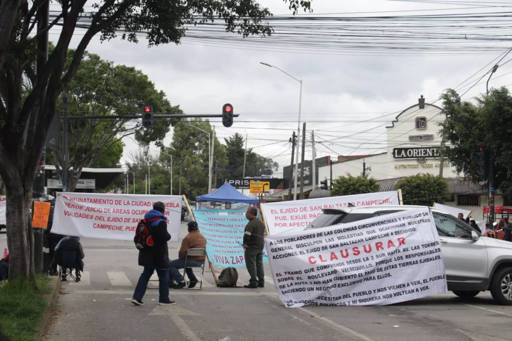 Bloqueo-Valsequillo-Las-Torres-Puebla-Ejidatarios-de San-Baltazar-campeche