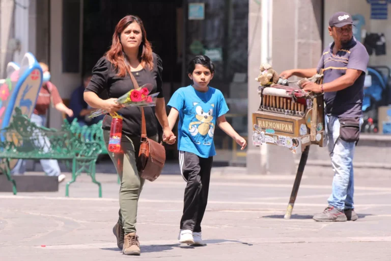 Día de las Madres, ¿Por qué se celebra el 10 de mayo en México?