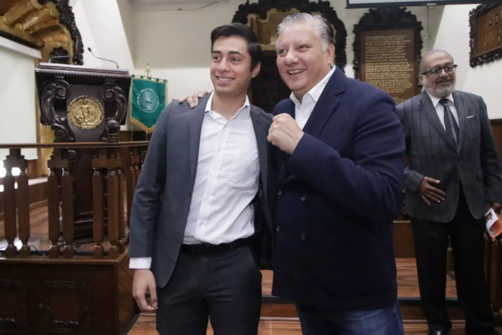 Fernando Morales propone incentivos fiscales a las universidades privadas de Puebla