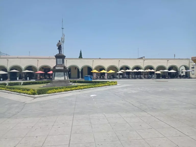 Advierten cholultecas voto de castigo a Dolores Parra por haberles quitar el hospital general.
