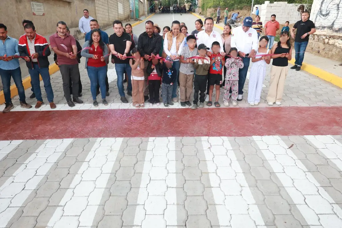 Ariadna Ayala realiza obras con sentido social en comunidades de Atlixco
