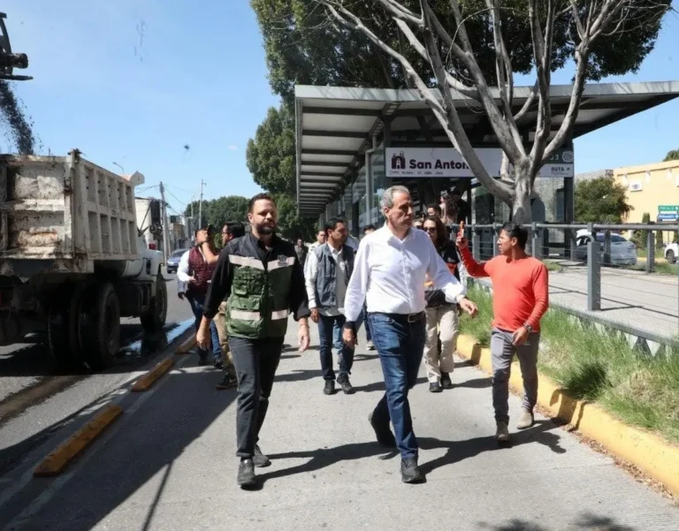 Arranca Pepe Chedraui rehabilitación vial del Bulevar Héroes del 5 de Mayo con el Tren Capitalino de Pavimentación