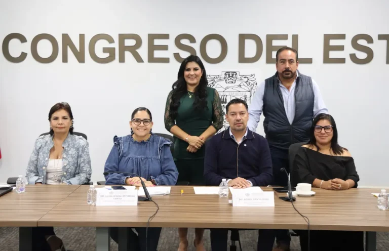 Avalan en Comisión del Congreso iniciativa para garantizar el principio de paridad de género en la integración de cuerpos policiacos