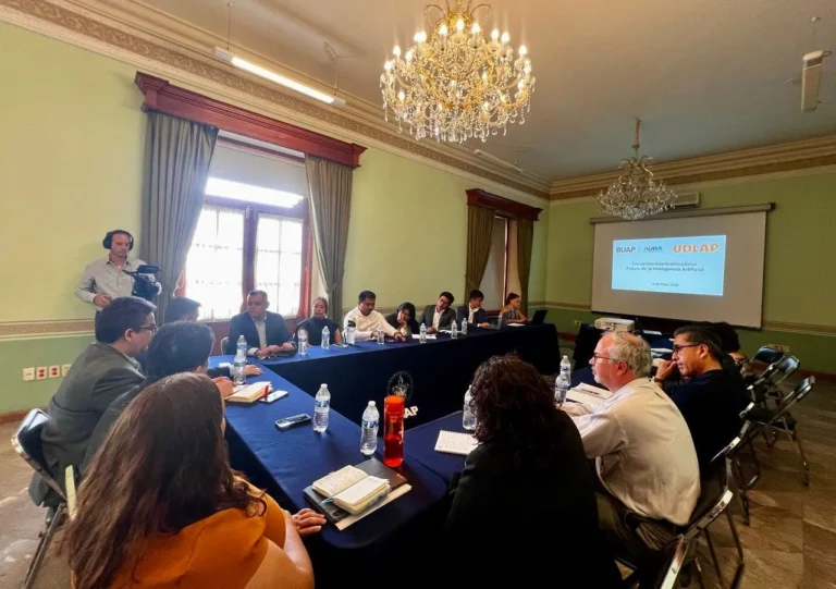 BUAP y UDLAP unen talento acádemico para transformar con la Inteligencia Artificial