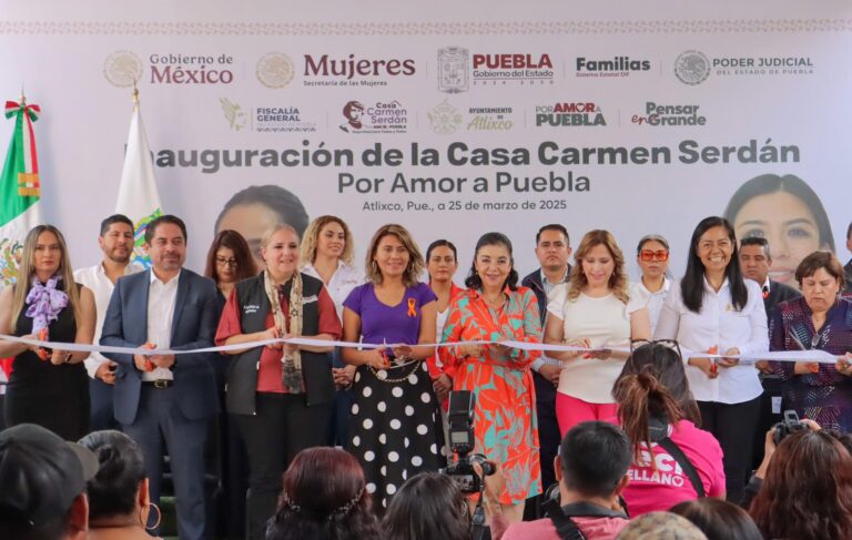 PRESIDENTA DEL SEDIF Y ARIADNA AYALA INAUGURAN CASA CARMEN SERDÁN