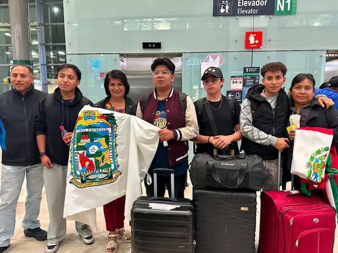 ¡Ya están en casa! Estudiantes de la UTH regresan de Colombia a Puebla