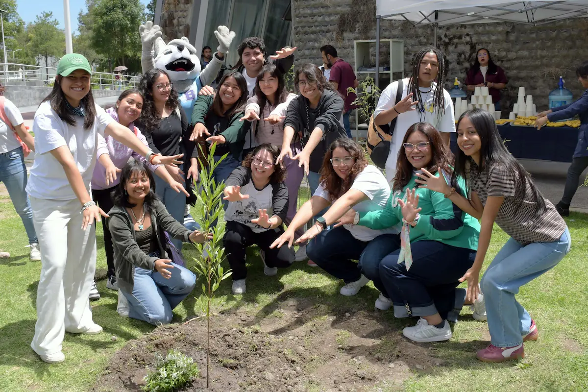 Ciencias Biológicas de la BUAP realiza jornada de arborización