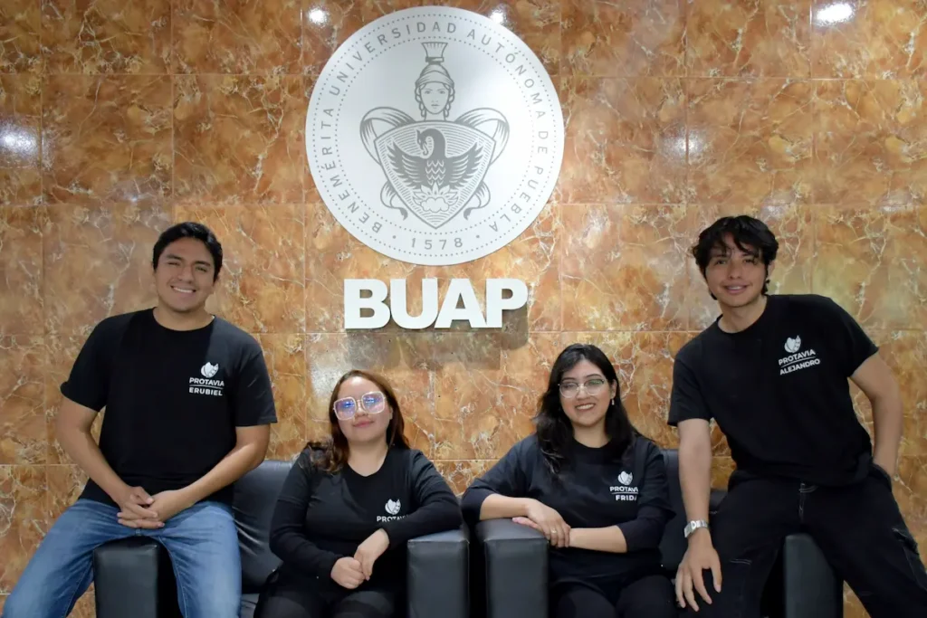 Crean estudiantes BUAP startup biotecnológica para combatir desnutrición