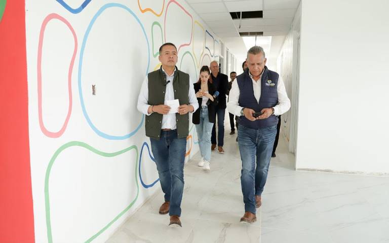 Edmundo tlatehui edil de San andres Cholula recorre obras