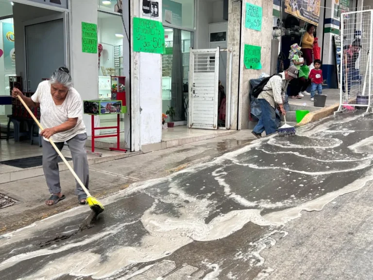 En Acatlán la limpieza del municipio es prioridad para el ayuntamiento
