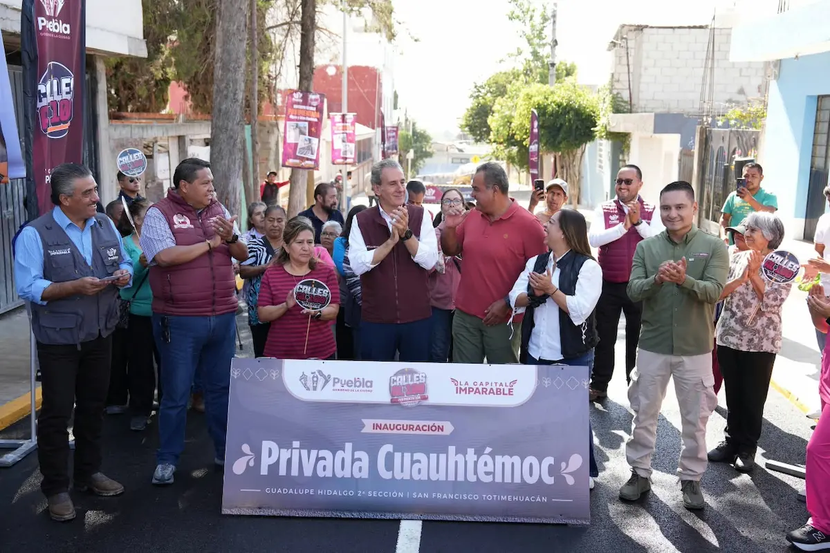 Entrega Pepe Chedraui obra de pavimentación en la colonia Guadalupe Hidalgo 2da. Sección