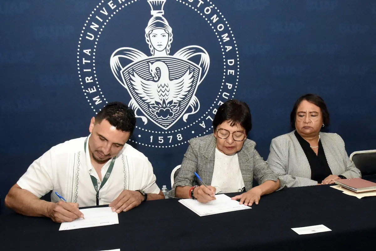 Firma convenio la BUAP con IMSS Bienestar federal y Servicios de Salud del Estado de Puebla