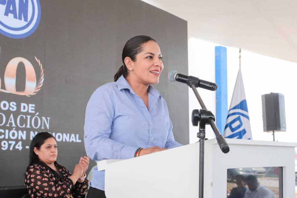 Lupita Cuautle y Edmundo Tlatehui, celebran 50 años de historia del PAN en San Andrés Cholula