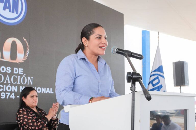Lupita Cuautle y Edmundo Tlatehui, celebran 50 años de historia del PAN en San Andrés Cholula