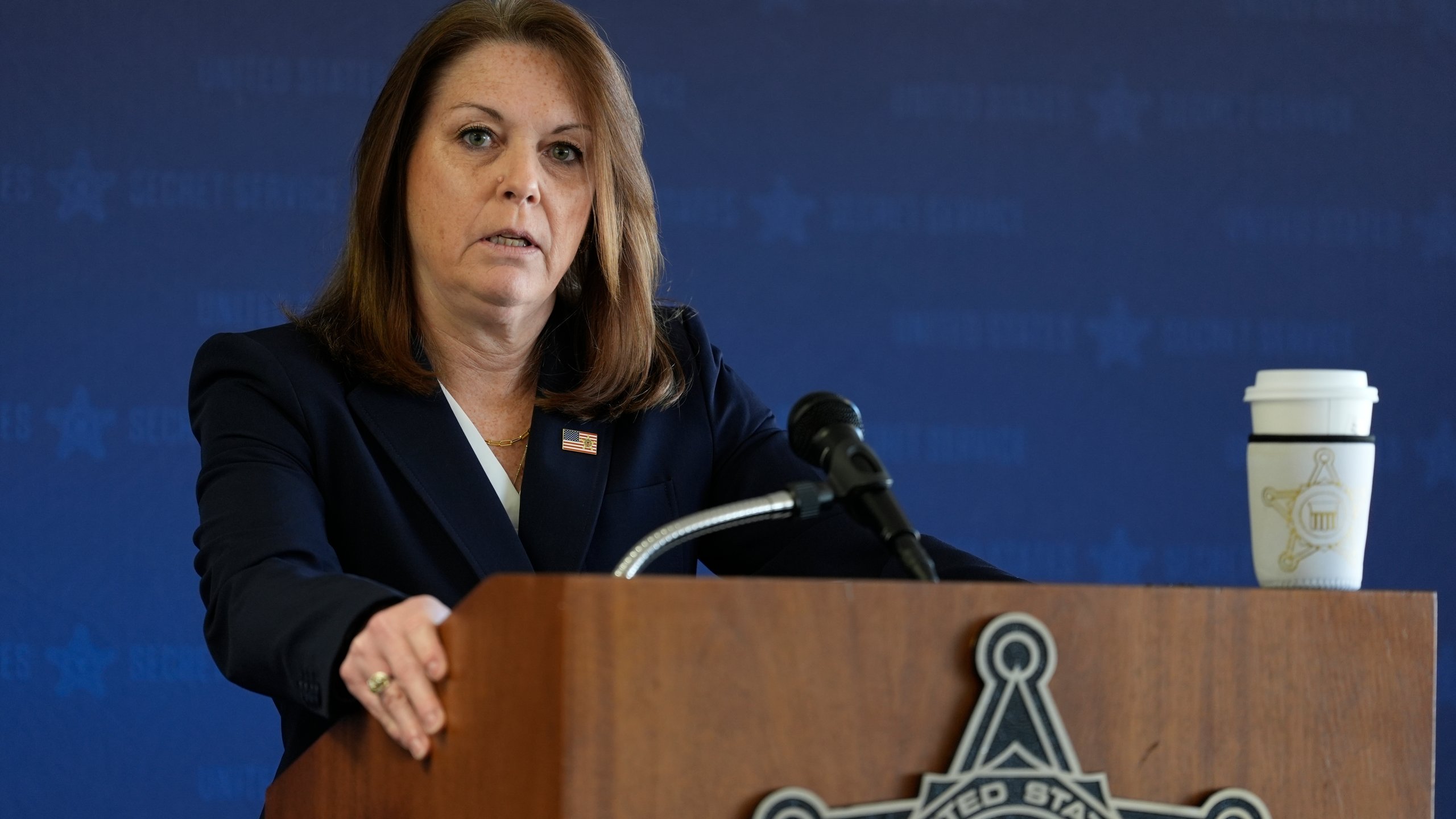 Directora del Servicio Secreto renuncia tras ataque a Trump: ‘Asumo toda la responsabilidad’