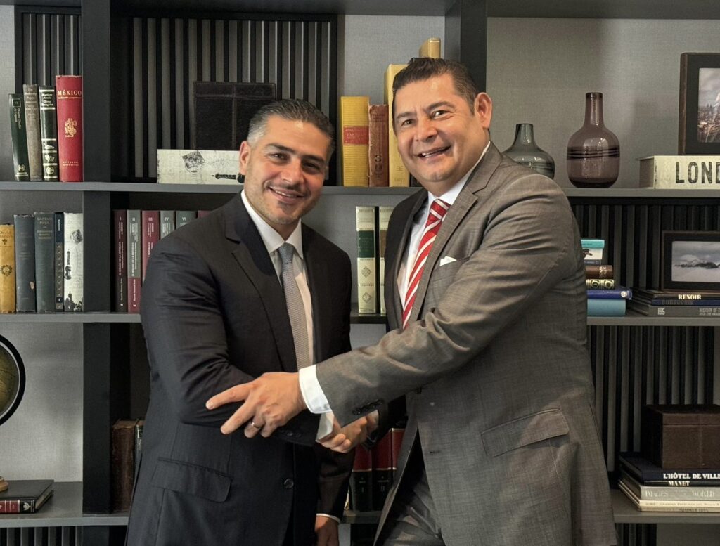 Armenta se reúne con Omar García Harfuch  