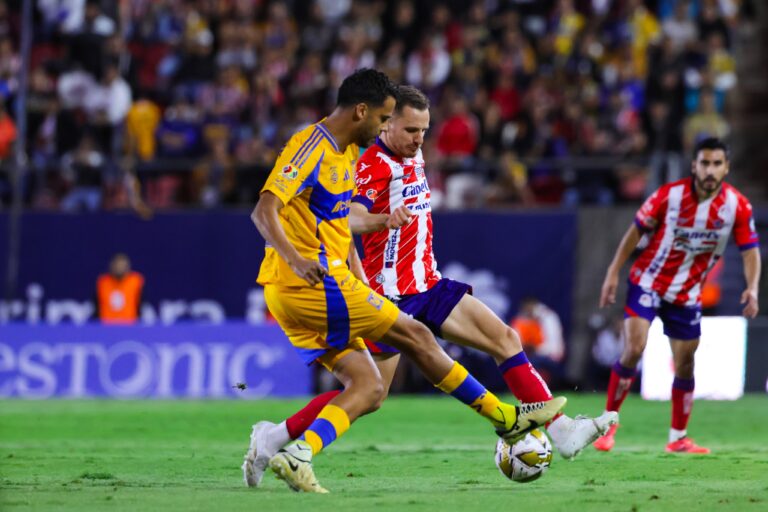 San Luis y el Monterrey se llevan los partidos de ida